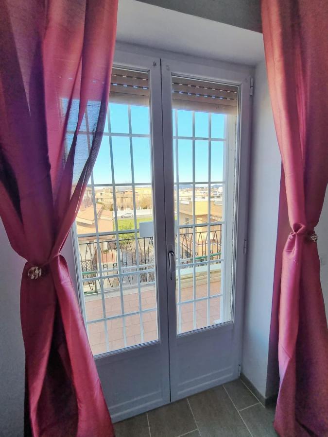 Attico Con Terrazzo Relax Apartment Ladispoli Luaran gambar