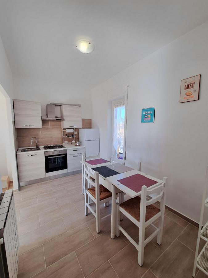 Attico Con Terrazzo Relax Apartment Ladispoli Luaran gambar