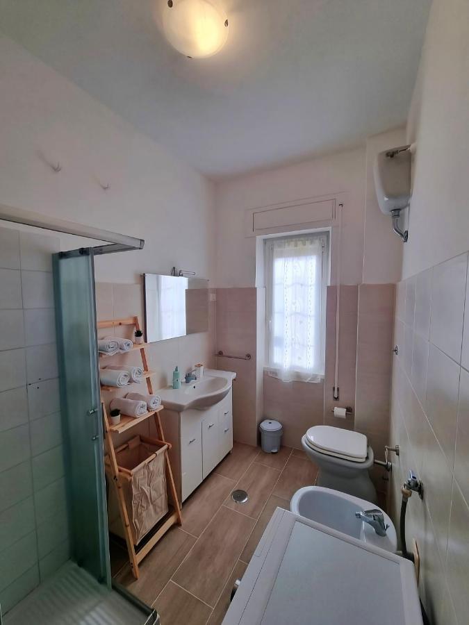 Attico Con Terrazzo Relax Apartment Ladispoli Luaran gambar