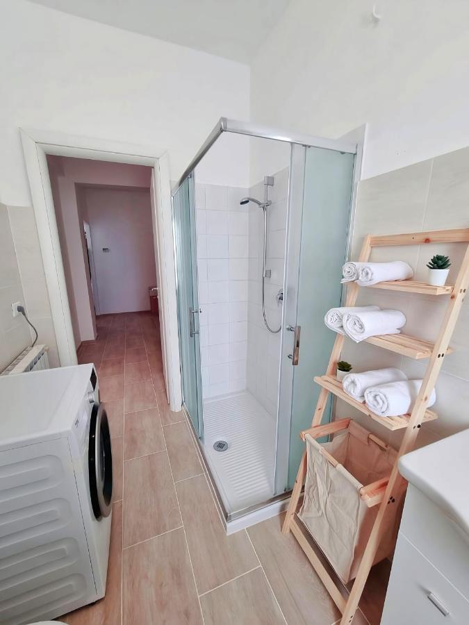 Attico Con Terrazzo Relax Apartment Ladispoli Luaran gambar